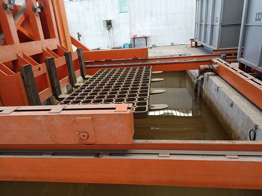 吊掛具料筐料盤工裝耐熱鋼